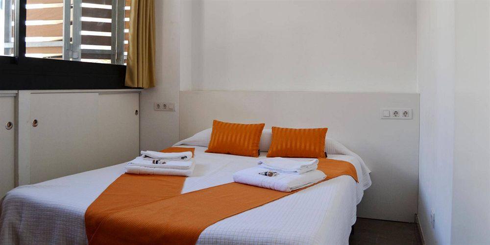 Apartamentos Living Valencia-Vitoria Экстерьер фото